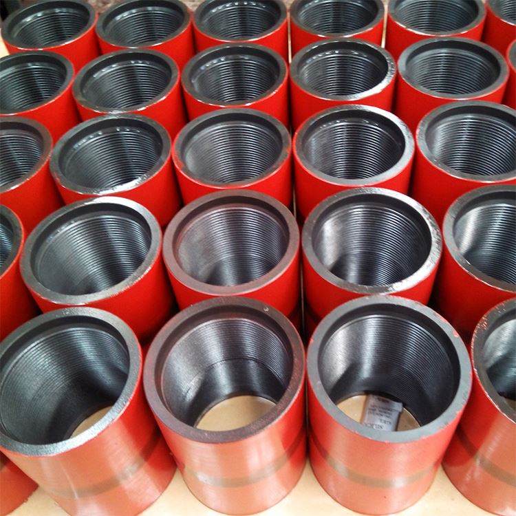 Accoppiamento involucro giacimento petrolifero API 5CT